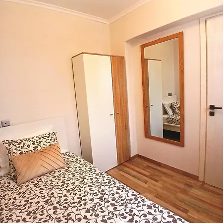 Dimasti Holiday home *